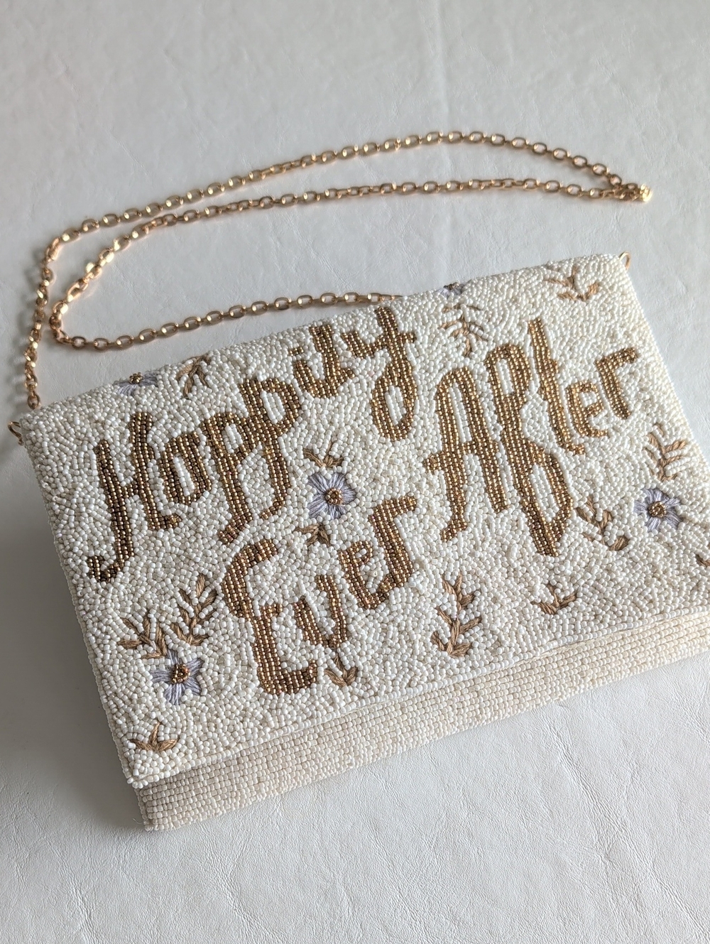 'Happily Ever After' All-over Beaded Floral Bridal Hand Bag Crossbody - Picture 2 of 8